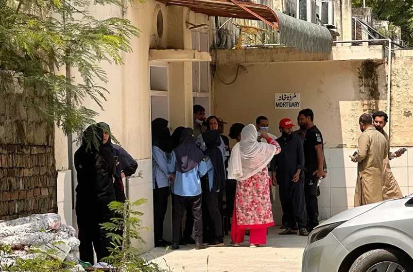  Al menos 14 recién nacidos mueren en un incendio en un hospital de Pakistán