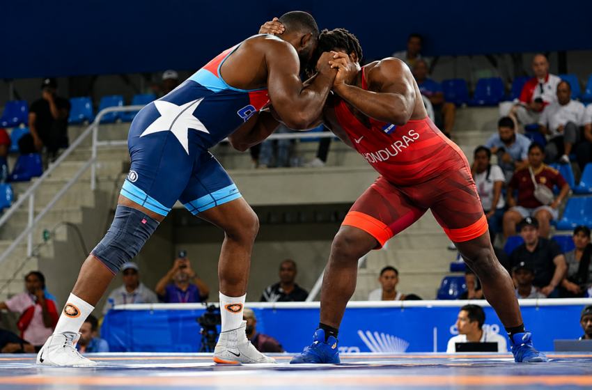  Cuba cierra jornada con cuatro medallas de oro en Lucha Grecorromana