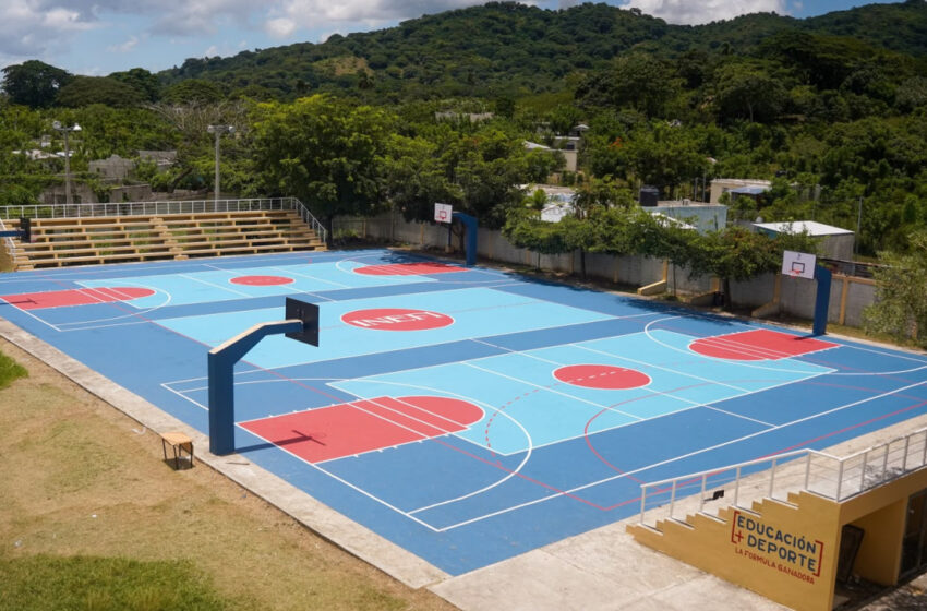  Inefi reactiva su Gran Gira Nacional de Entrega de Utilería Deportiva y Canchas Remozadas en Hato Mayor