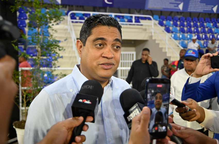  Ministro Kelvin Cruz anuncia gran caravana para celebrar mañana a los atletas de Santo Domingo 2026