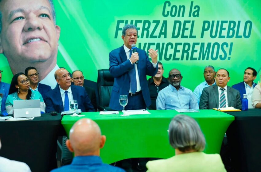  Leonel encabeza pleno nacional de Organización y destaca avances del fortalecimiento territorial de la FP
